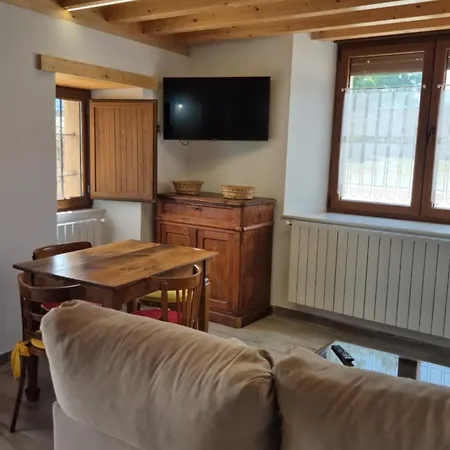 La De Faustina Naveda (Cantabria)